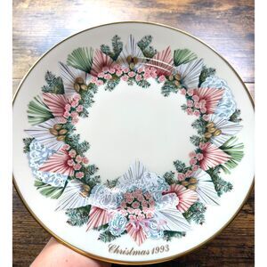 Vintage Lenox Christmas Plates Set Of 2 Colonial Wreath 1992 1993 Gold Trim